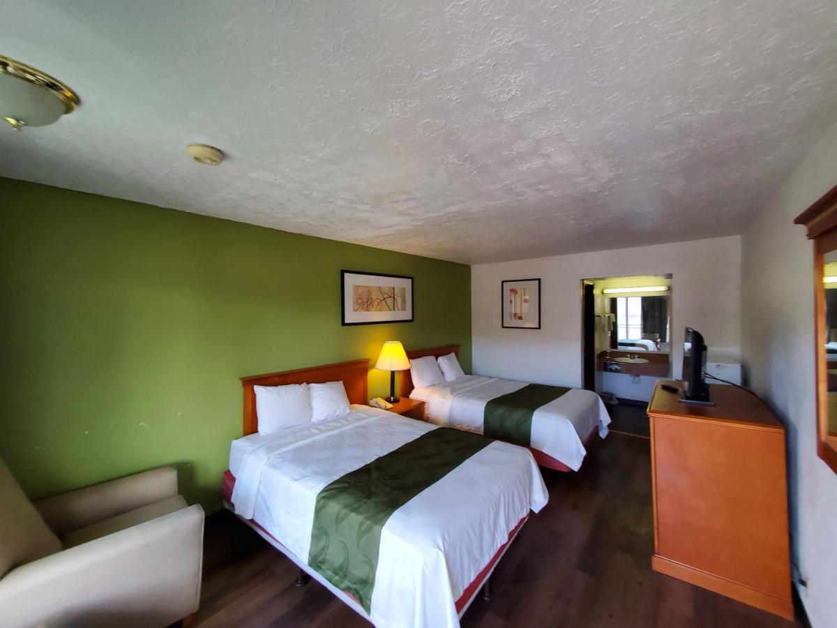 Fairbridge Inn Express Frankfort Bagian luar foto
