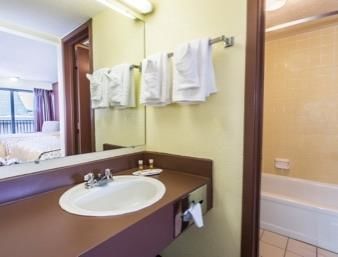 Fairbridge Inn Express Frankfort Bagian luar foto